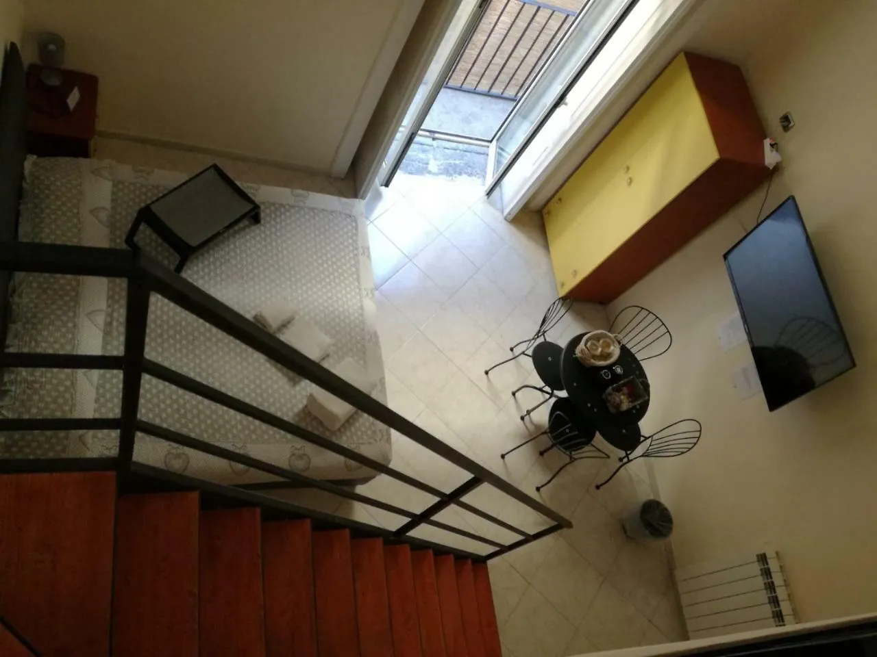 Le Ortensie Νάπολη Bed and Breakfast